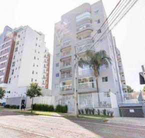 Apartamento mobiliado no Juvevê - com vaga